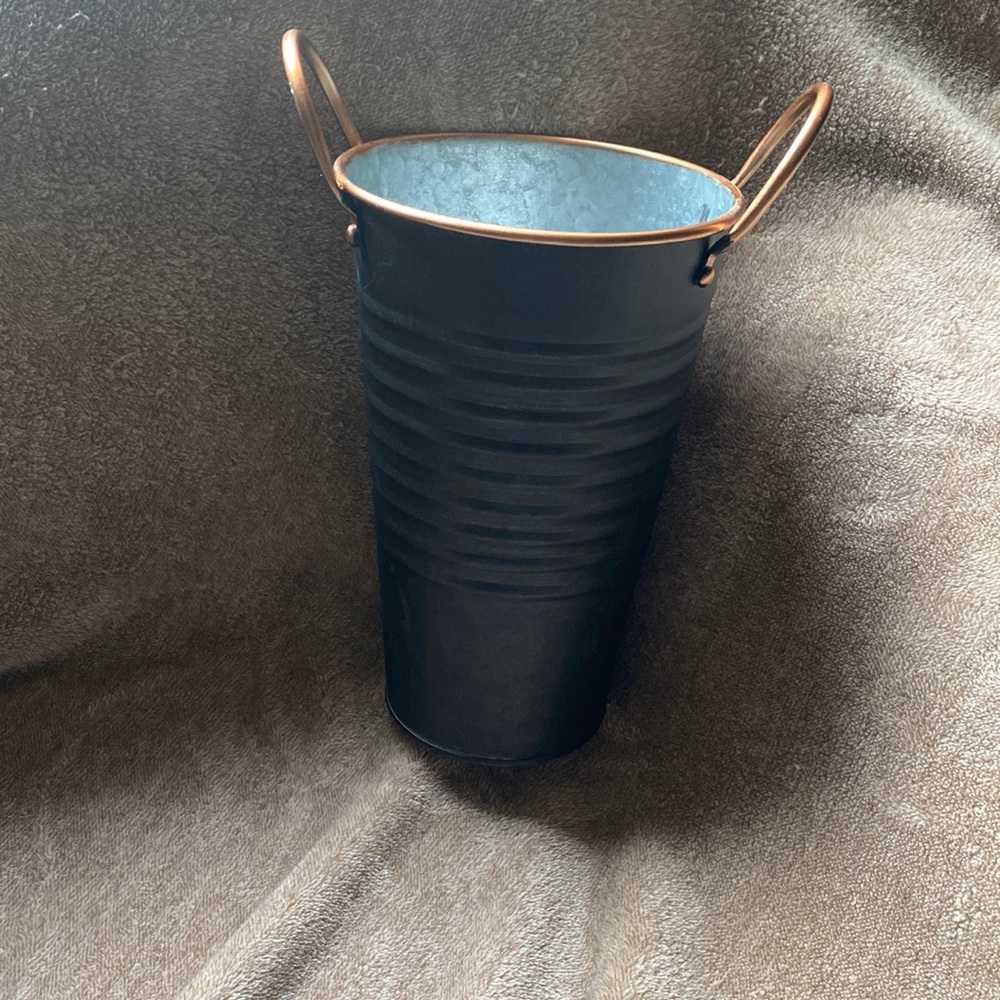 Ashland fall galvanized container black/silver with copper color handles